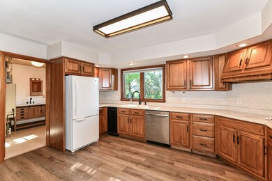 514 Kentucky Ave, Plainfield, IN 46168 - photo 4