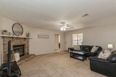 06_2322willowBendBlvd_2011_FlexMLS800x60