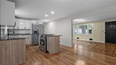 28 Douglas Rd, Warwick, RI 02886 - photo 5