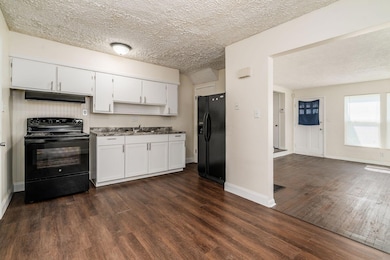 009__R 804 Berkeley Rd 00014