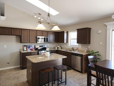 8137 E 96th Ct, Crown Point, IN 46307 - photo 4