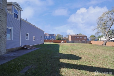 204 Montrose Ave, South Plainfield, NJ 07080 - photo 3