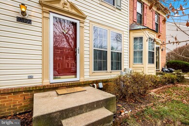 9827 Sherwood Farm Rd, Owings Mills, MD 21117 - photo 2