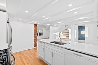 151 Hull St unit 151, Hingham, MA 02043 - photo 3