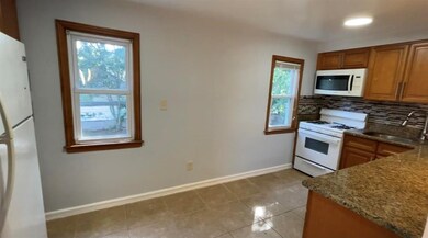 15-23 Parmelee Ave unit 2nd Floor, Fair Lawn, NJ 07410 - photo 3