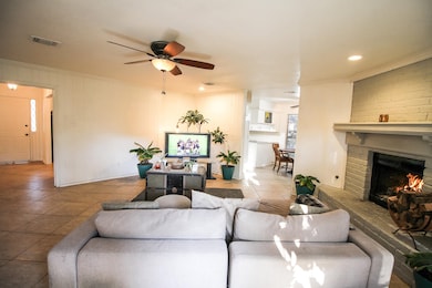 11603 Spring Villa Dr, Houston, TX 77070 - photo 3