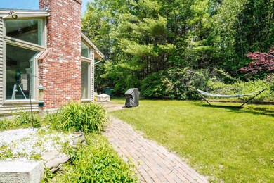 5 Camelot Dr, Bedford, NH 03110 - photo 2