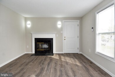 6718 Seat Pleasant Dr, Capitol Heights, MD 20743 - photo 4