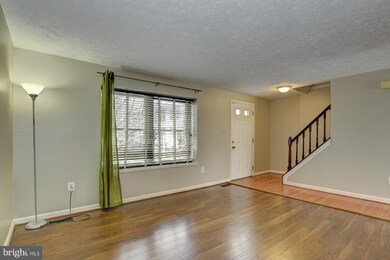 9320 Cross Timbers Ct, Laurel, MD 20723 - photo 3