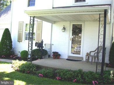 745 Seminole Ave, Jenkintown, PA 19046 - photo 2