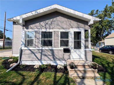 410 Cherry St, Genoa, OH 43430 - photo 3