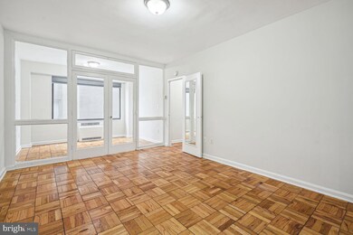 General Scott Apartments unit 616, Washington, DC 20036 - photo 3