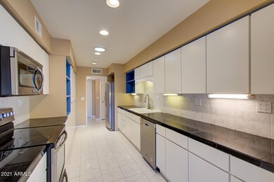 007_Kitchen