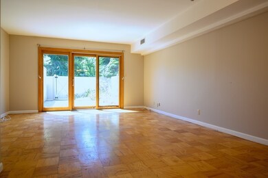 904 Windsor Dr, Framingham, MA 01701 - photo 3