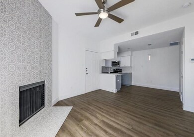 114 E 31st St unit 314, Austin, TX 78705 - photo 5