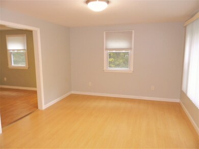 98 Granite St, Londonderry, NH 03053 - photo 7