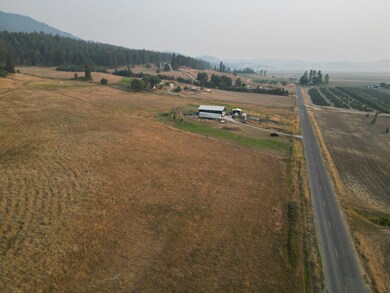 2429 Cottonwood Creek Rd, Chewelah, WA 99109 - photo 2