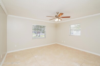 022-photo-primary-bedroom-12068080