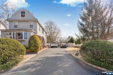 5 Lawrence Ave, Dumont, NJ 07628 - photo 3