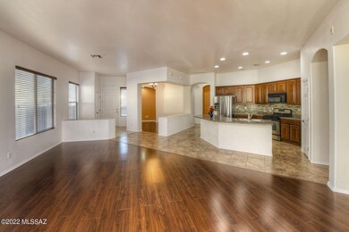 6129 N Placita San Agustin, Tucson, AZ 85741 - photo 2