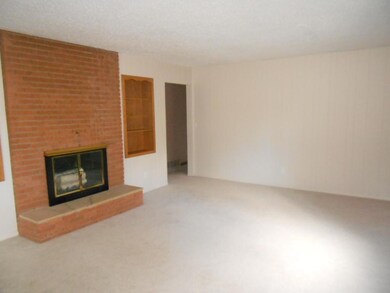 Living Room<|><|>