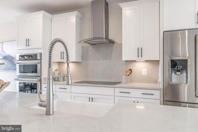 1706 Bandit Loop, Reston, VA 20190 - photo 7