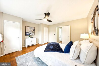 3249 Martha Custis Dr unit 847, Alexandria, VA 22302 - photo 5