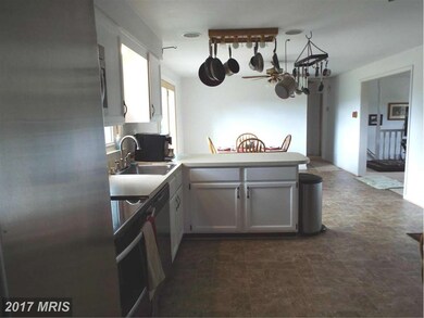 19212 Walnut Hills Rd, Jeffersonton, VA 22724 - photo 3