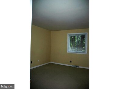 304 Bernard Ct, Chesterbrook, PA 19087 - photo 7