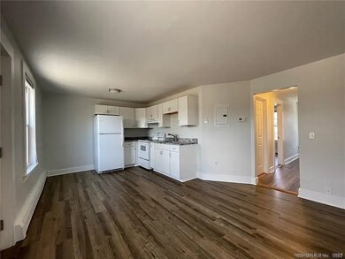 30 Anthony St unit C, Jewett City, CT 06351 - photo 3