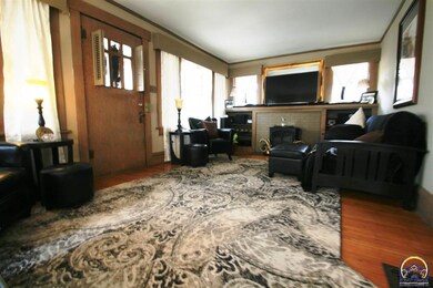 1508 SW MacVicar Ave, Topeka, KS 66604 - photo 3