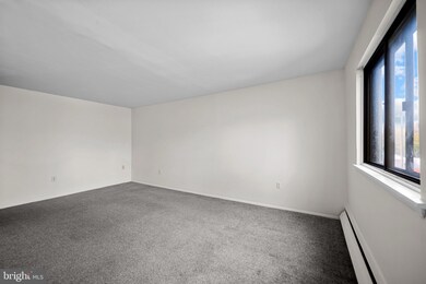 201 1/2 Philadelphia Pike unit 108, Wilmington, DE 19809 - photo 4