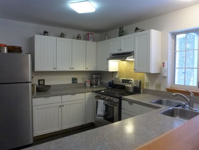 4 Winding Brook Dr, South Burlington, VT 05403 - photo 2