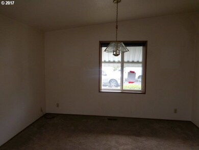 3034 Delta Pines Dr, Eugene, OR 97408 - photo 5