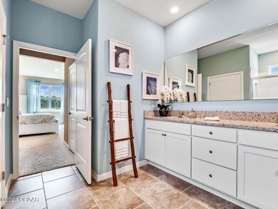 6 delray_master bath_oak leaf