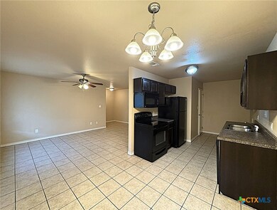 1305 Covey Ln unit A, Killeen, TX 76542 - photo 6