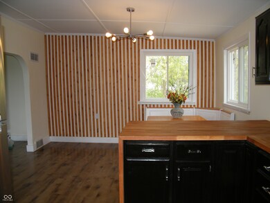 924 E School St, Anderson, IN 46012 - photo 4