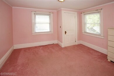 213 N Sycamore St, Marshall, MI 49068 - photo 6