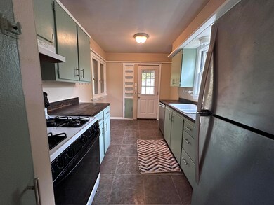 Kitchen 1