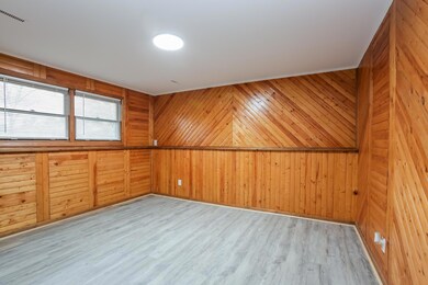 174 Derrer Rd, Columbus, OH 43204 - photo 6