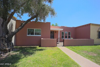 447 N Hobson Plaza, Mesa, AZ 85203 - photo 2