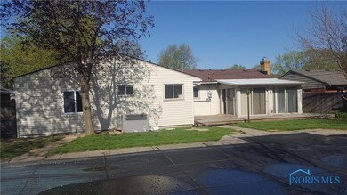 5520 W Rowland Rd, Toledo, OH 43613 - photo 2
