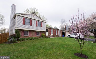 10716 Autumn Leaf Place, Germantown, MD 20876 - photo 2