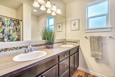 4770 SW Volcano View Way, Redmond, OR 97756 - photo 7