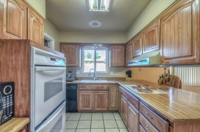 Kitchen (5)