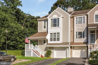 8301 Southern Oaks Ct, Lorton, VA 22079 - photo 3