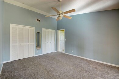 Master_bedroom_from_entry[1]