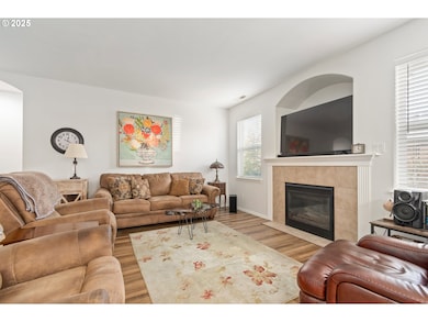 1839 S 57th St, Springfield, OR 97478 - photo 5