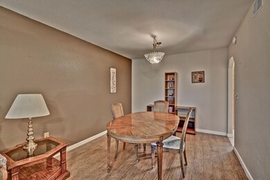 13689 N Garden Court Dr unit 15C, Sun City, AZ 85351 - photo 6