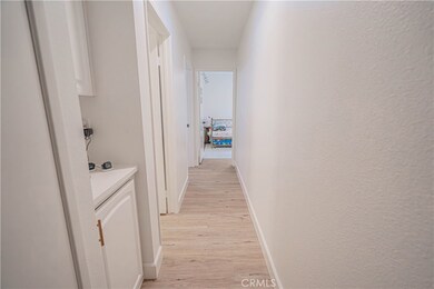 25891 Fenda Way, Valencia, CA 91355 - photo 4